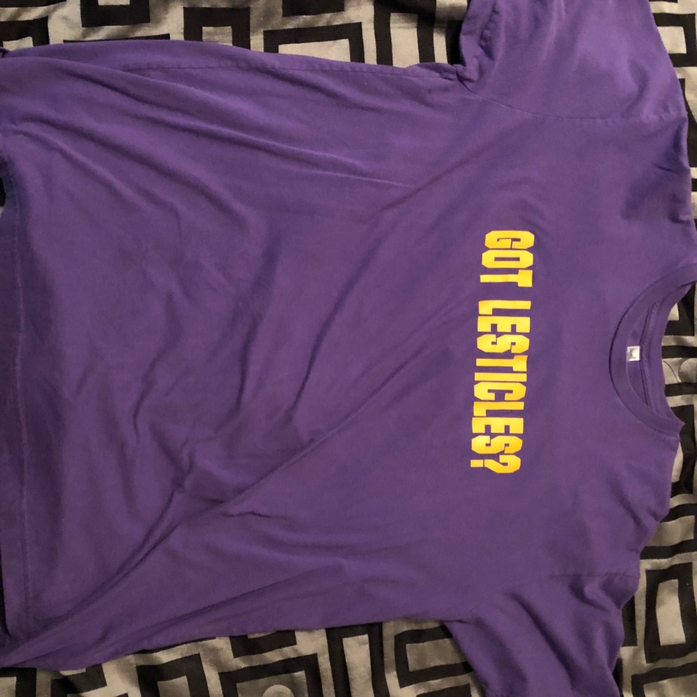 LSU T-Shirt. Tiger fans must have. XXL